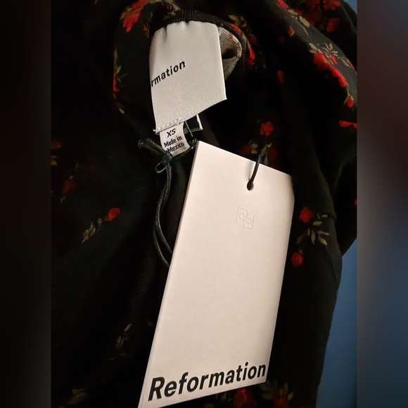 NWT Reformation Tommie Knit Dress in Bossanova XS - Picture 4 of 6